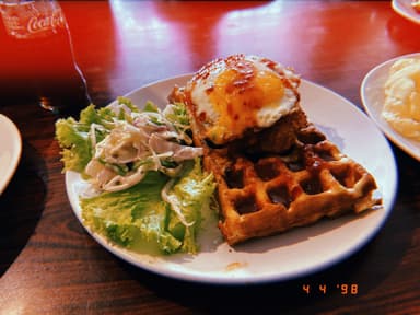 Image of friend chicken and waflles